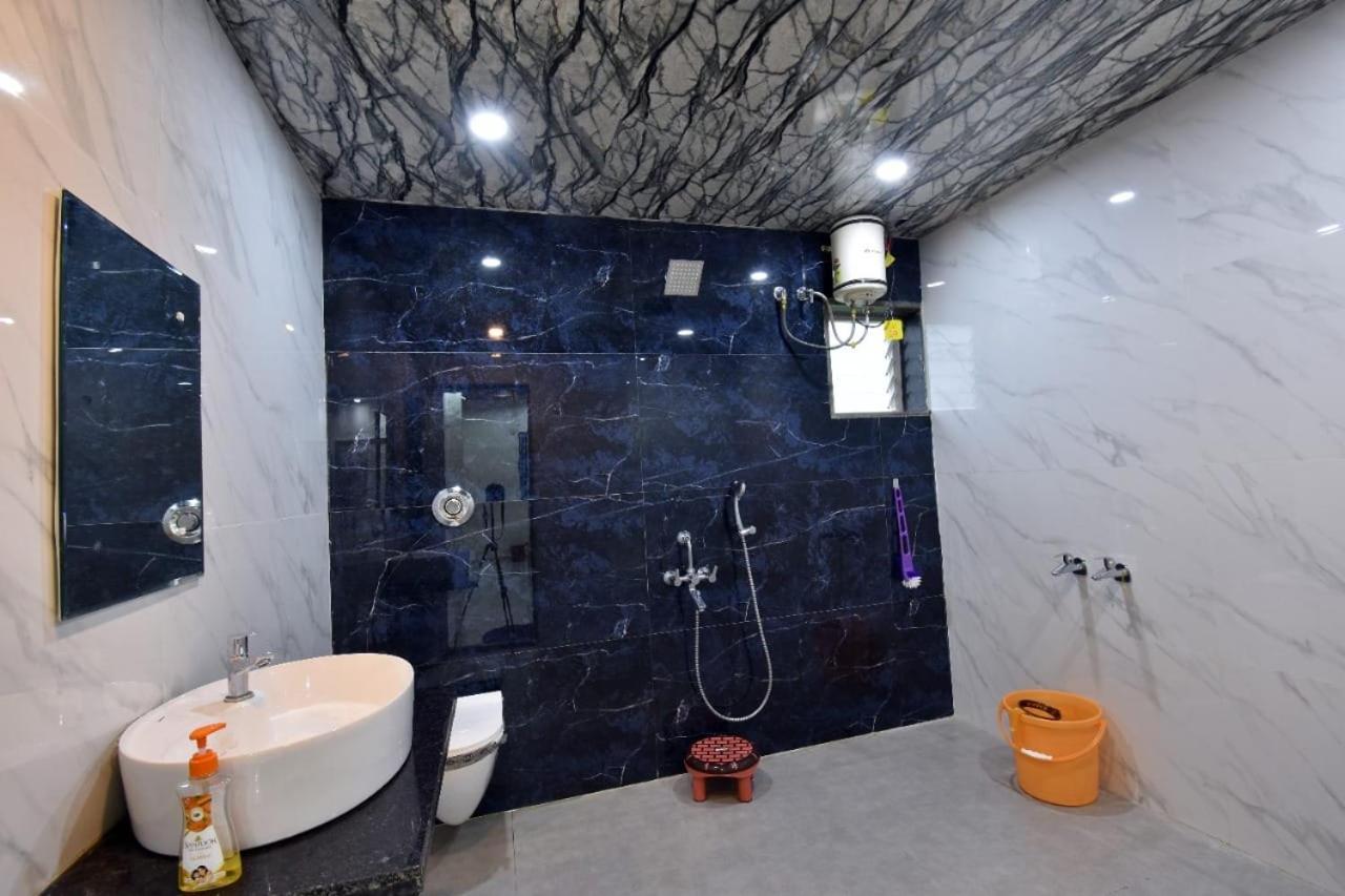 Beauty And The Beast 4Bhk Villa Лонавала Екстериор снимка
