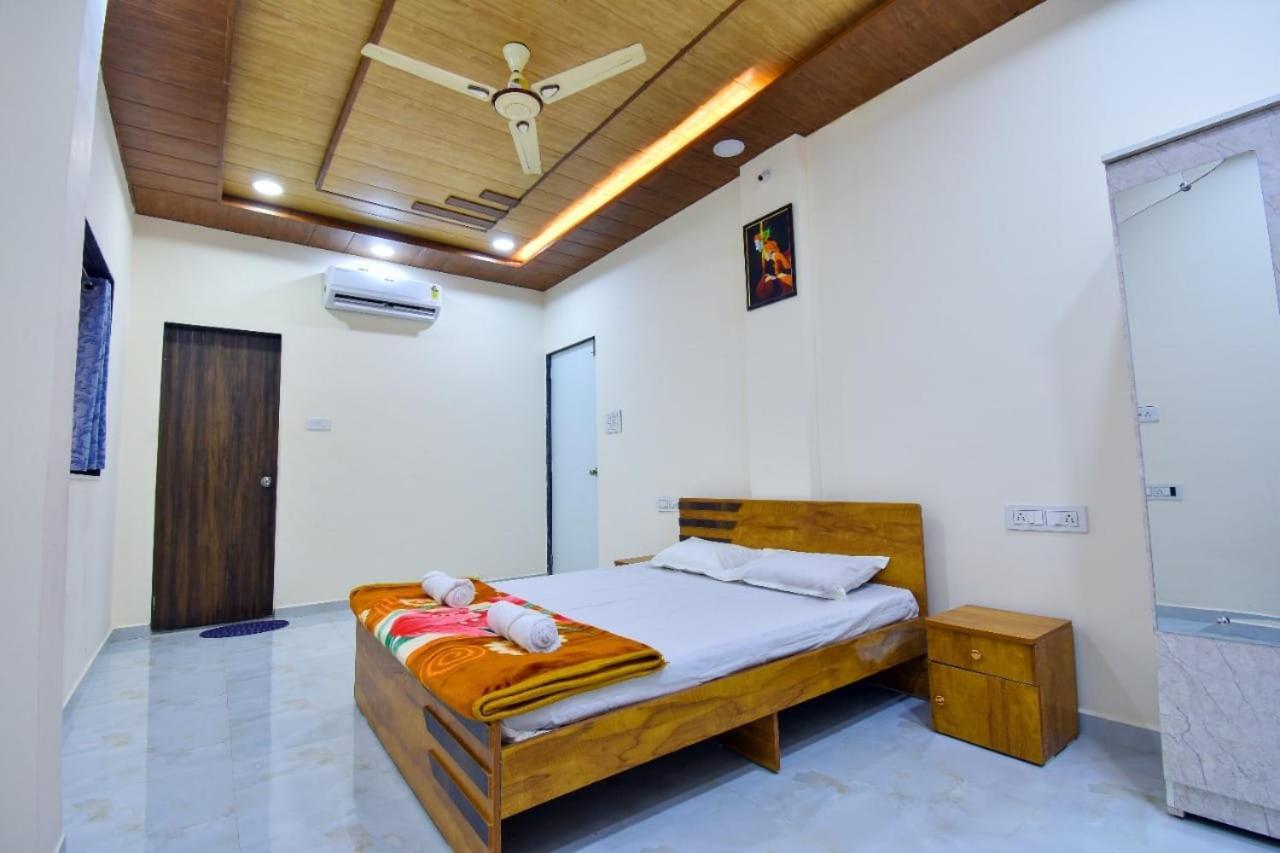 Beauty And The Beast 4Bhk Villa Лонавала Екстериор снимка